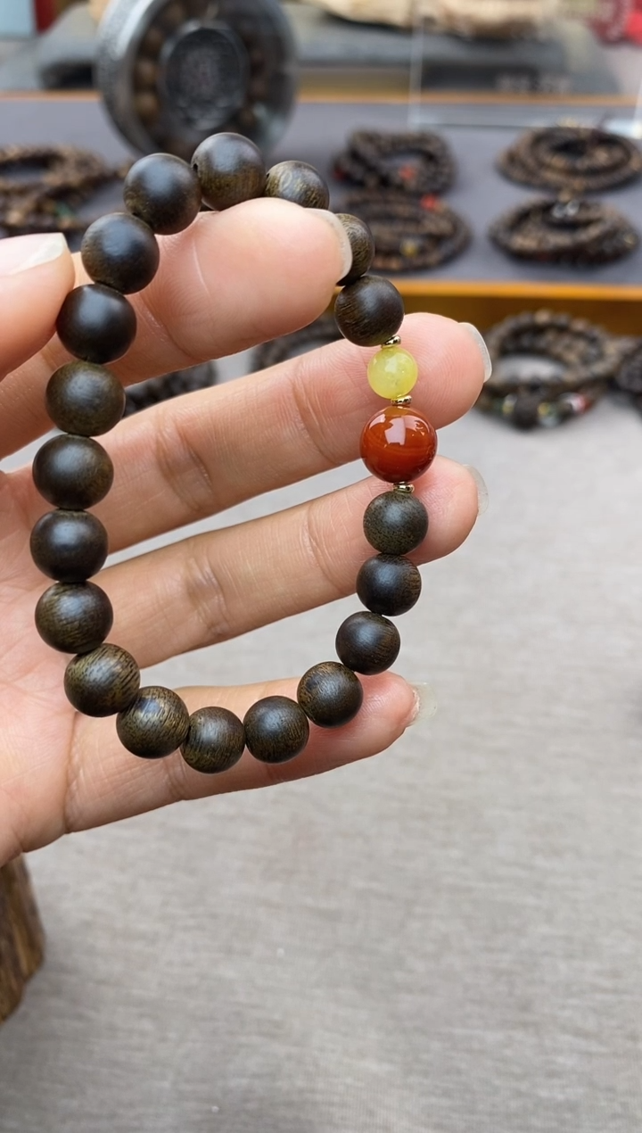 【闪购商品】沉香手串越南顺化玉化紫棋楠08 沉水单圈+配饰