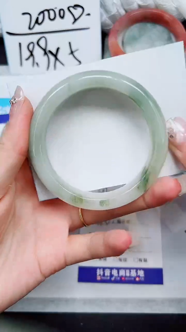 【闪购商品】石英质玉手镯未镶嵌A81-55`56`