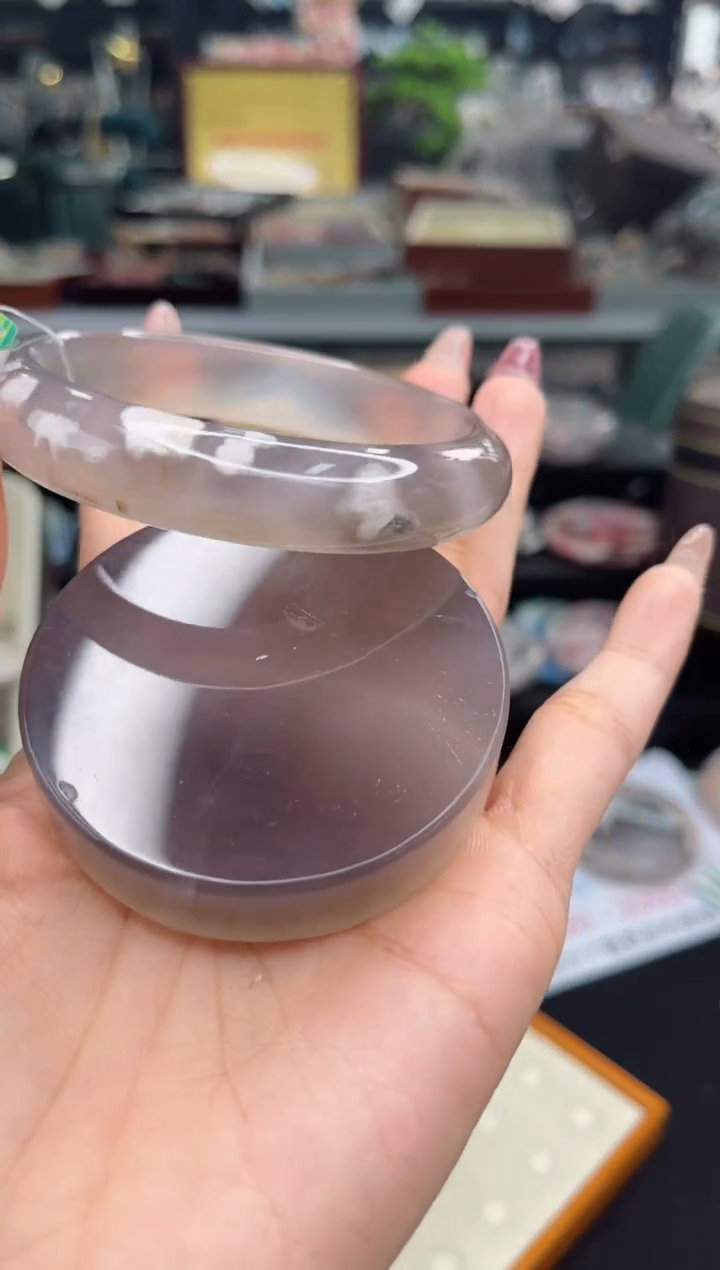 【闪购商品】石英质玉手镯未镶嵌61圈口（赠品镯心）6430211