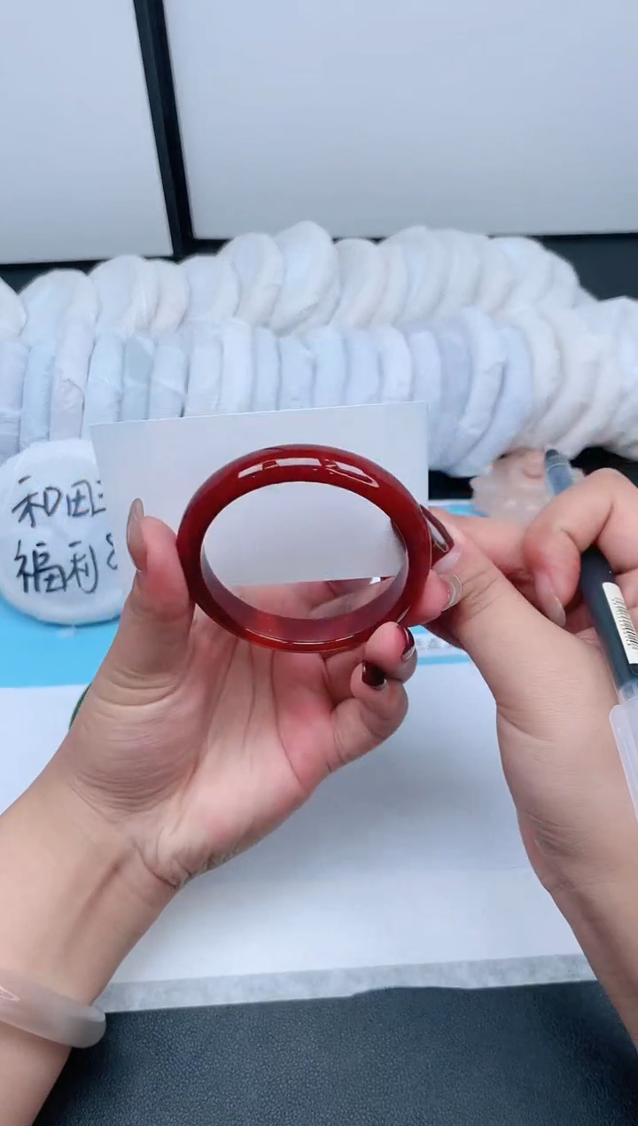 【闪购商品】石英质玉手镯未镶嵌326-53