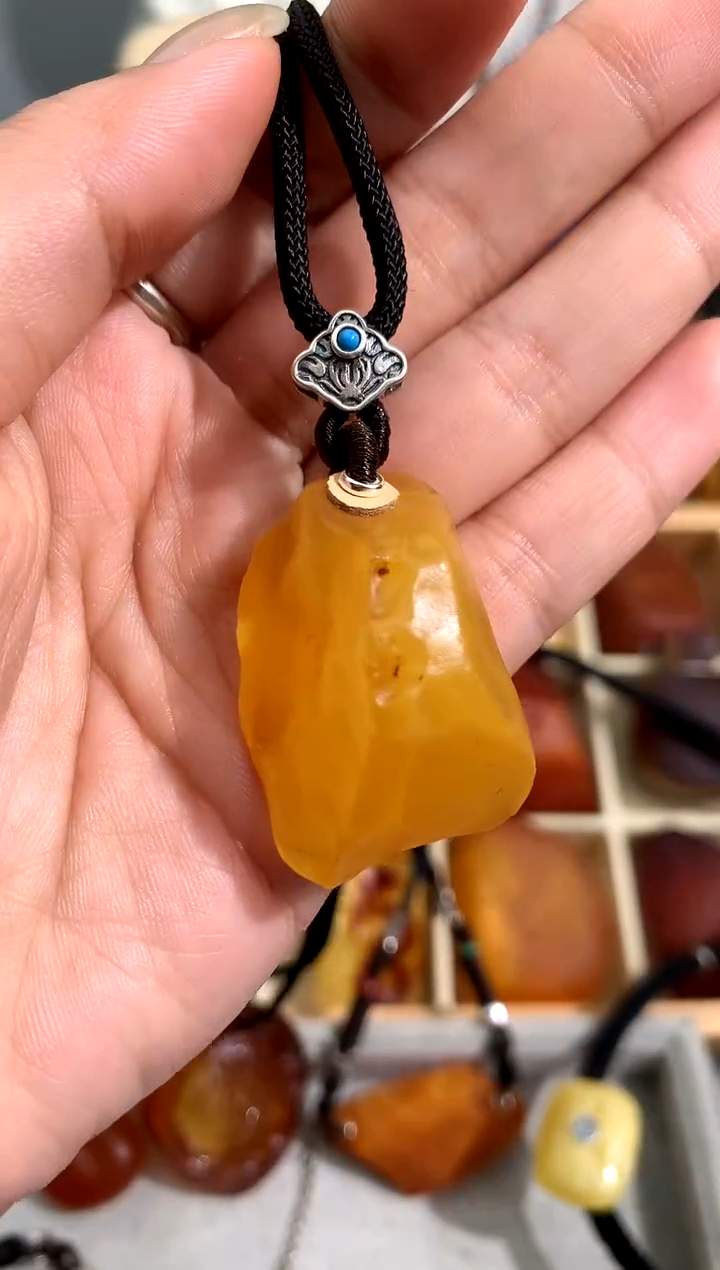 【闪购商品】蜜蜡裸石未镶嵌似玉