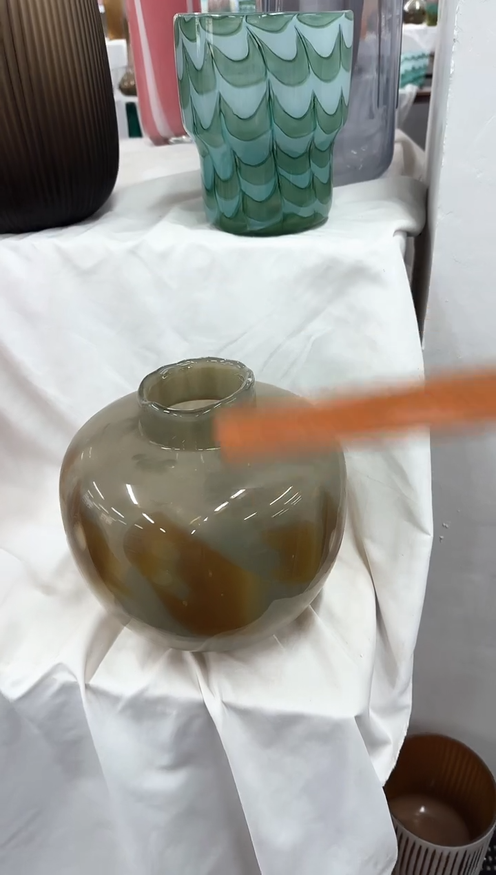 【闪购商品】花瓶10*27..........