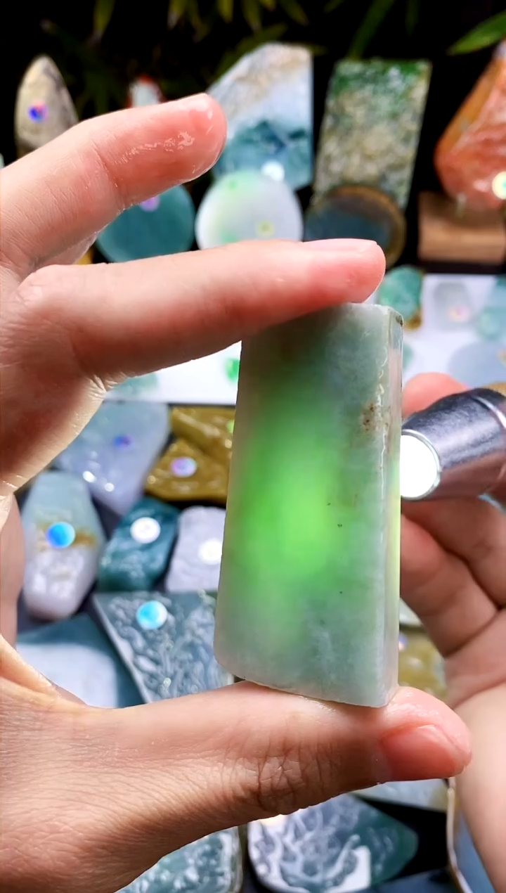 【闪购商品】定制翡翠未镶嵌翡翠