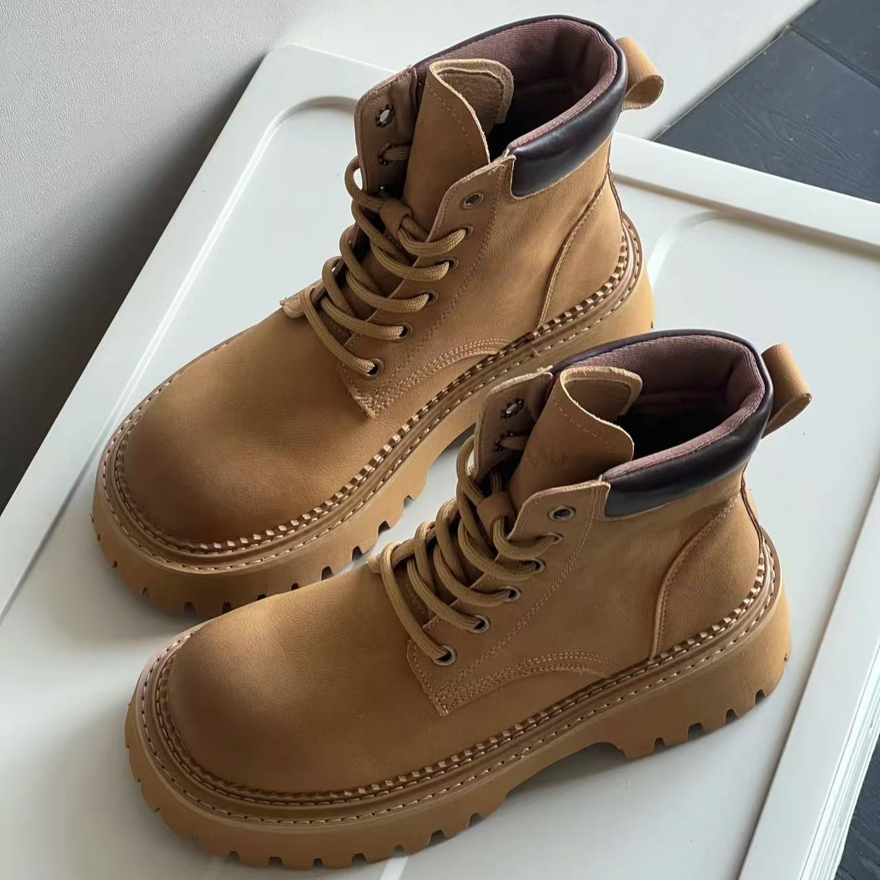 时尚精品男女鞋休闲百搭