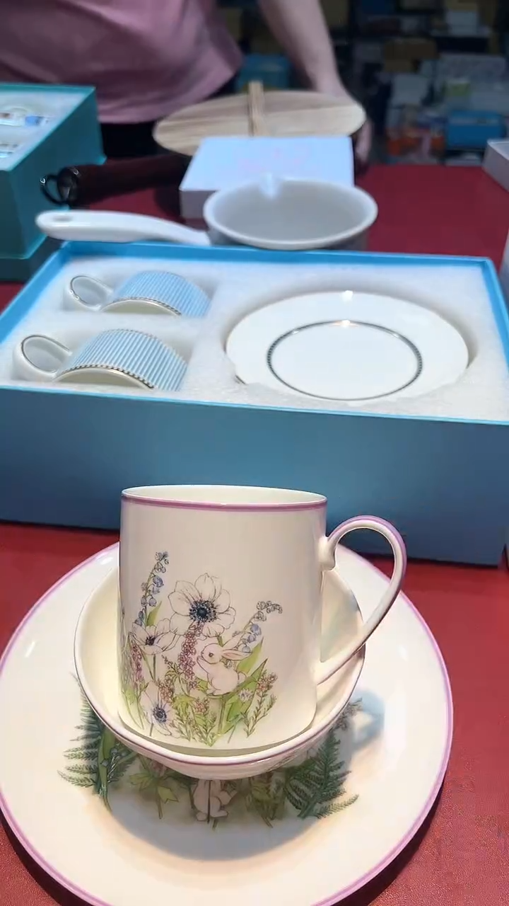 【闪购商品】瓷片锅碗瓢盆一件不剩