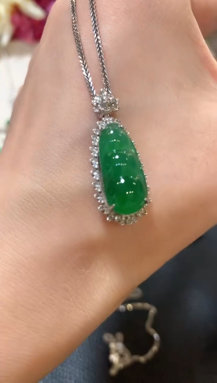 吊坠(不含链)18K金镶嵌翡翠z107  