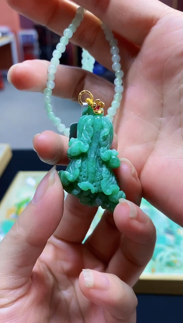颈饰未镶嵌翡翠翡翠吊坠-12