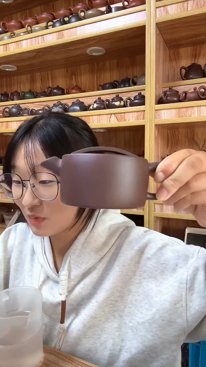 茶壶紫砂金**华炮筒汉瓦300cc左右