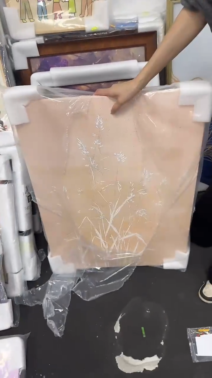 仓库清仓画       默认瑕疵