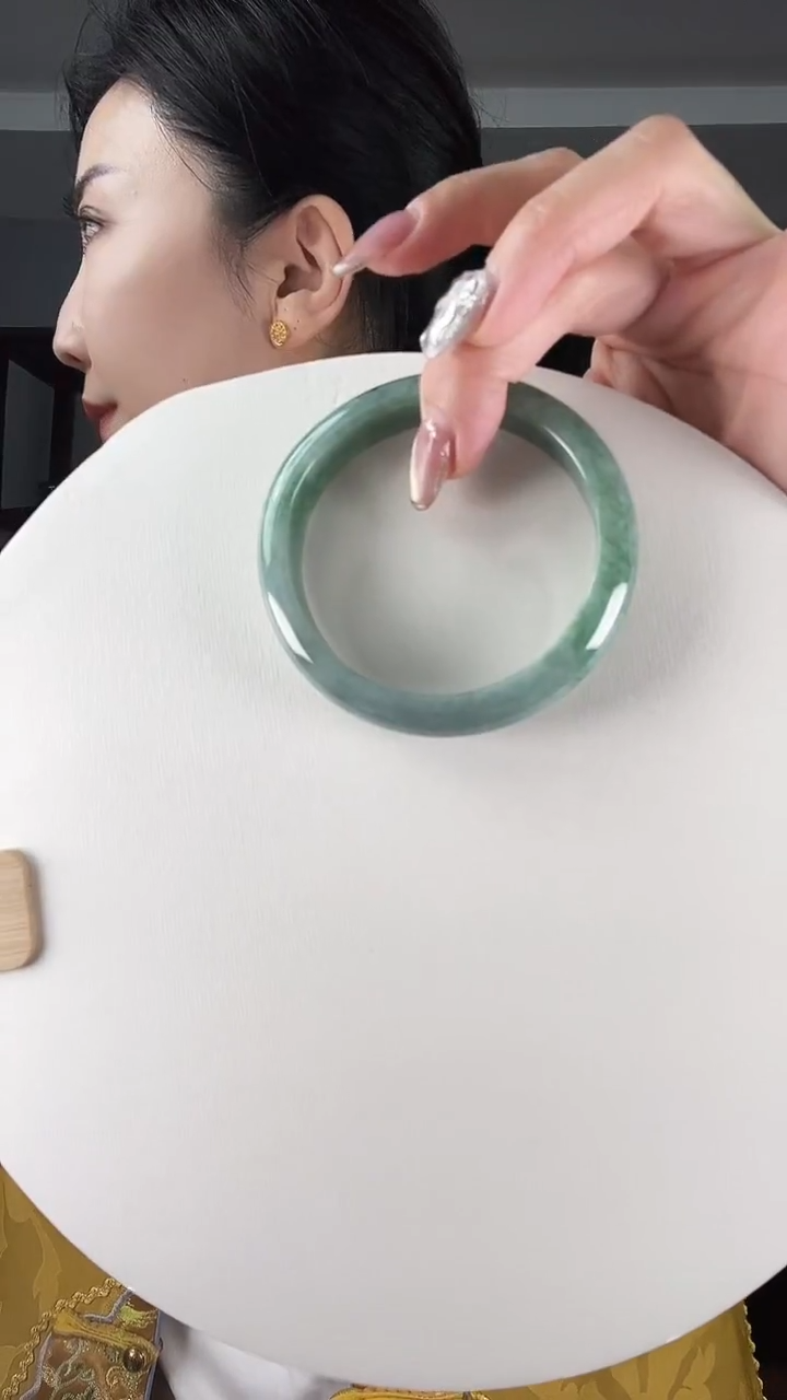 【闪购商品】翡翠手镯未镶嵌手镯