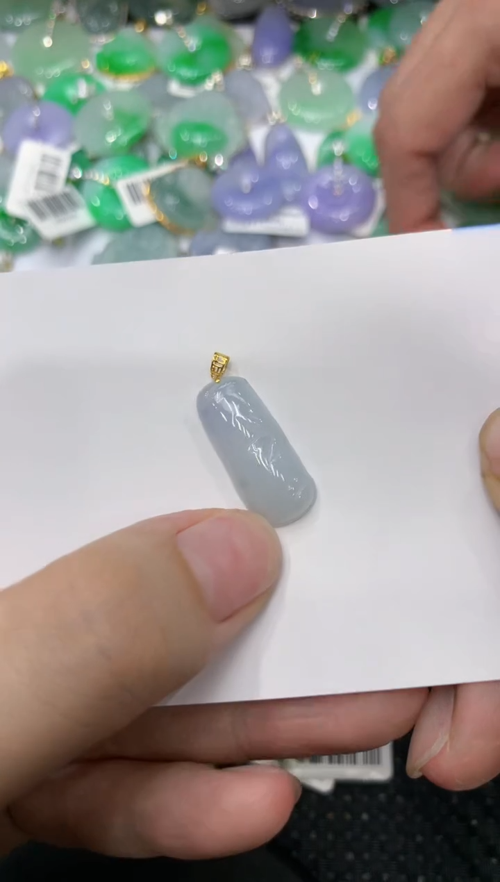 【闪购商品】翡翠颈饰18K金镶嵌1111111111