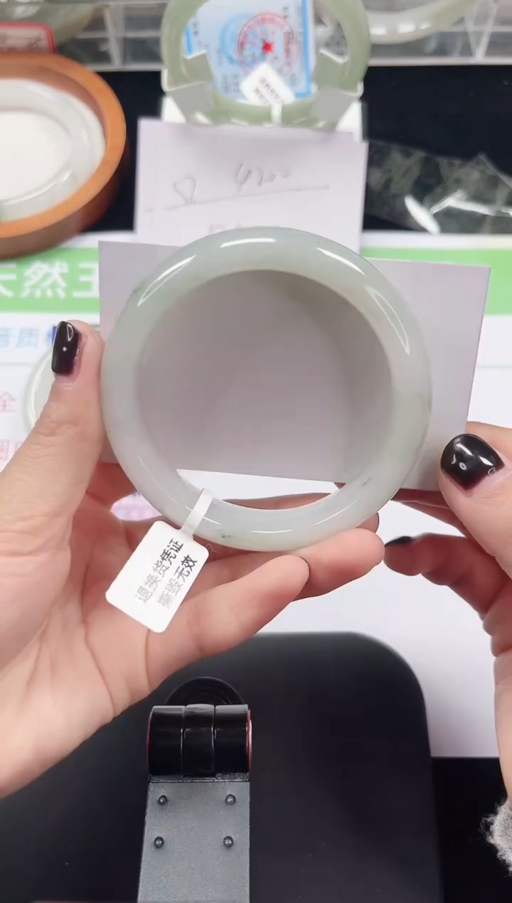 未镶嵌手镯石英质玉44-57/58