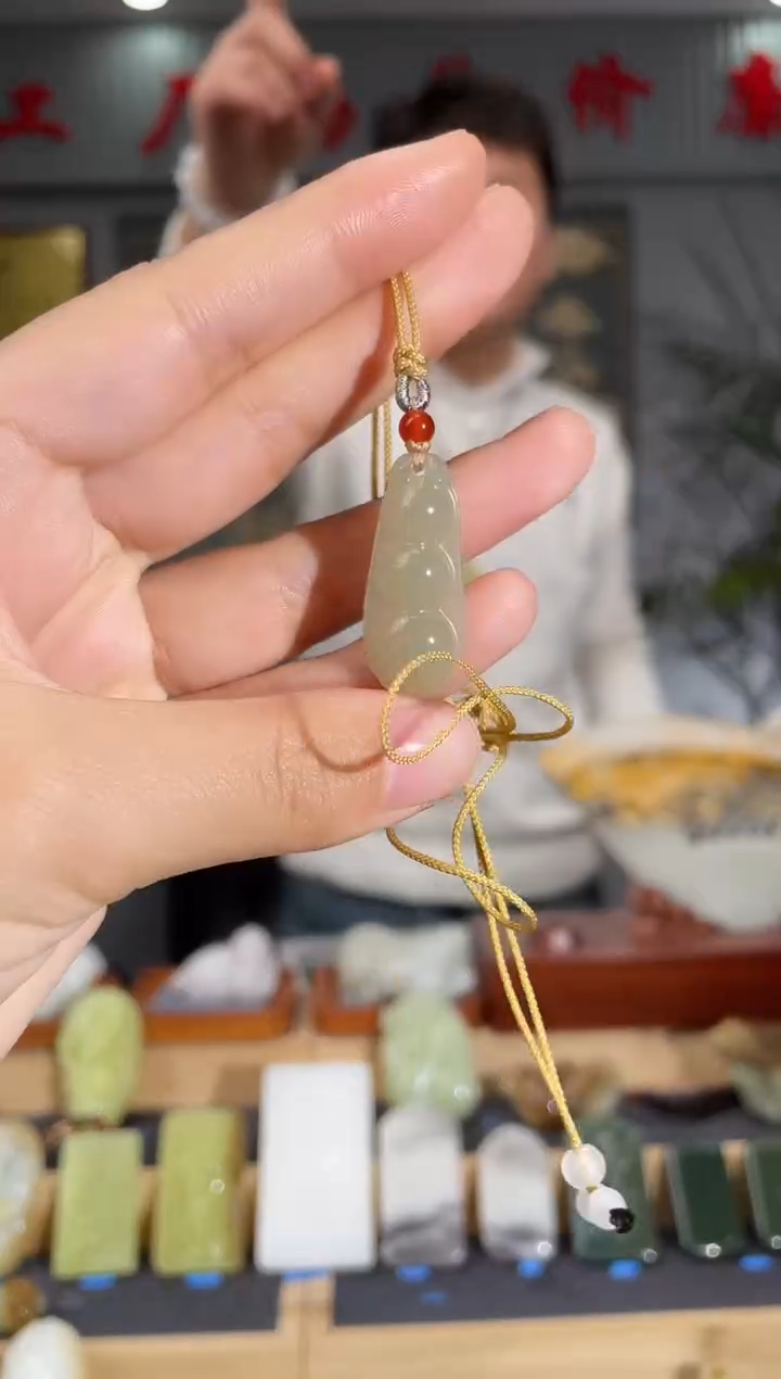 【闪购商品】和田玉颈饰未镶嵌拍一发一 多样性发货