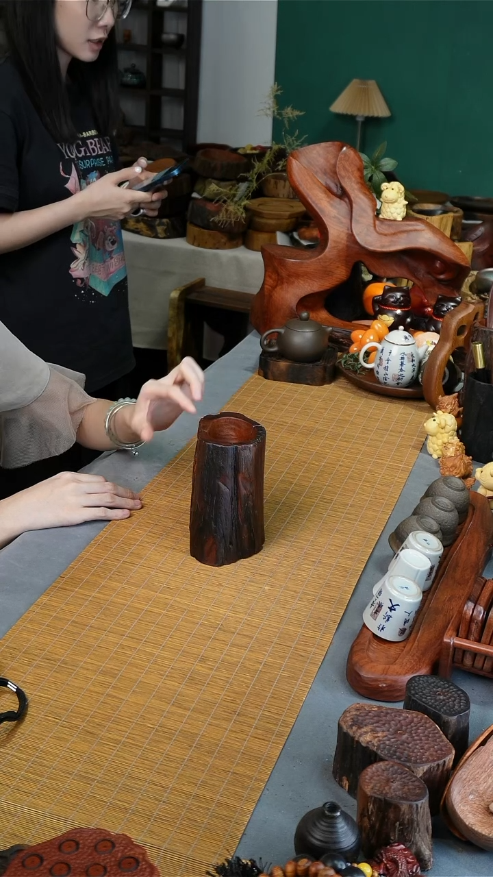 缅花笔筒9.5-7.5-14