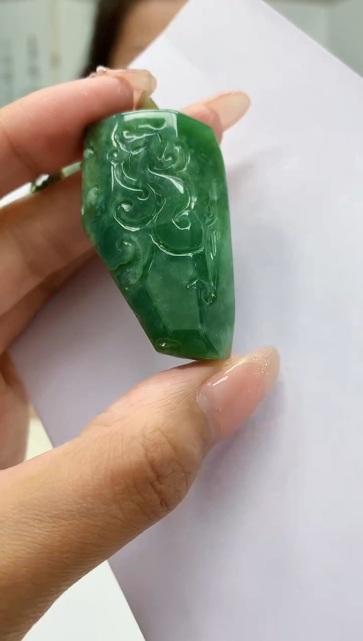 【闪购商品】定制翡翠未镶嵌4989mm-毛货挂件131