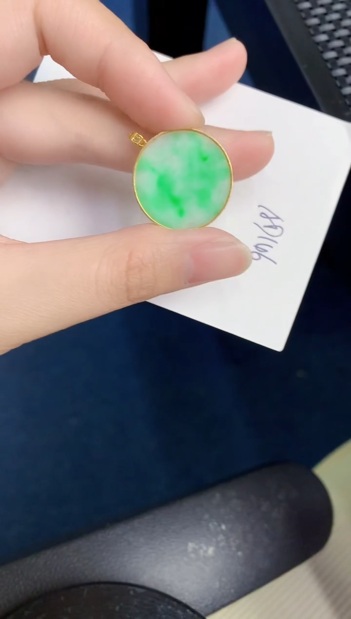 【闪购商品】翡翠颈饰18K金镶嵌0000000000