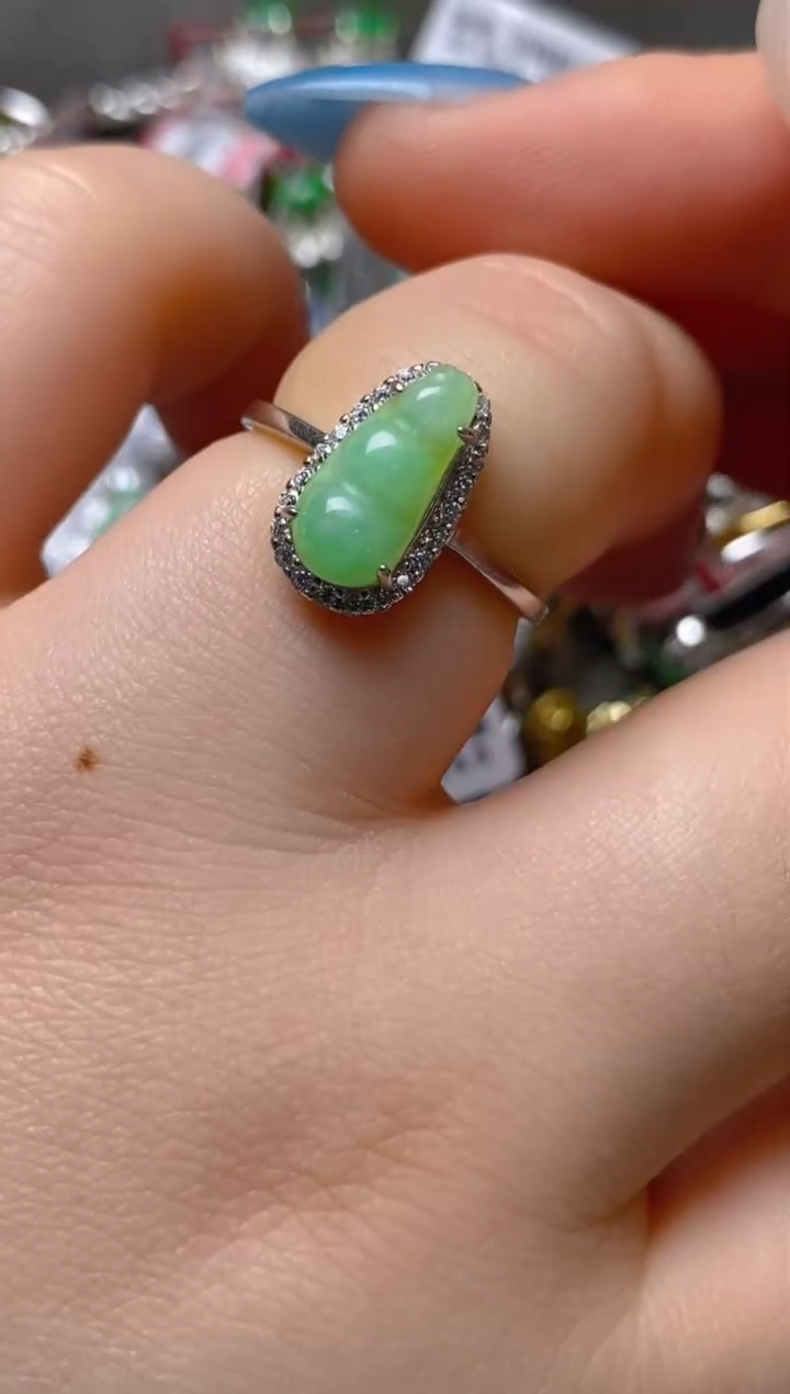 银S925镶嵌戒指翡翠百内无证书