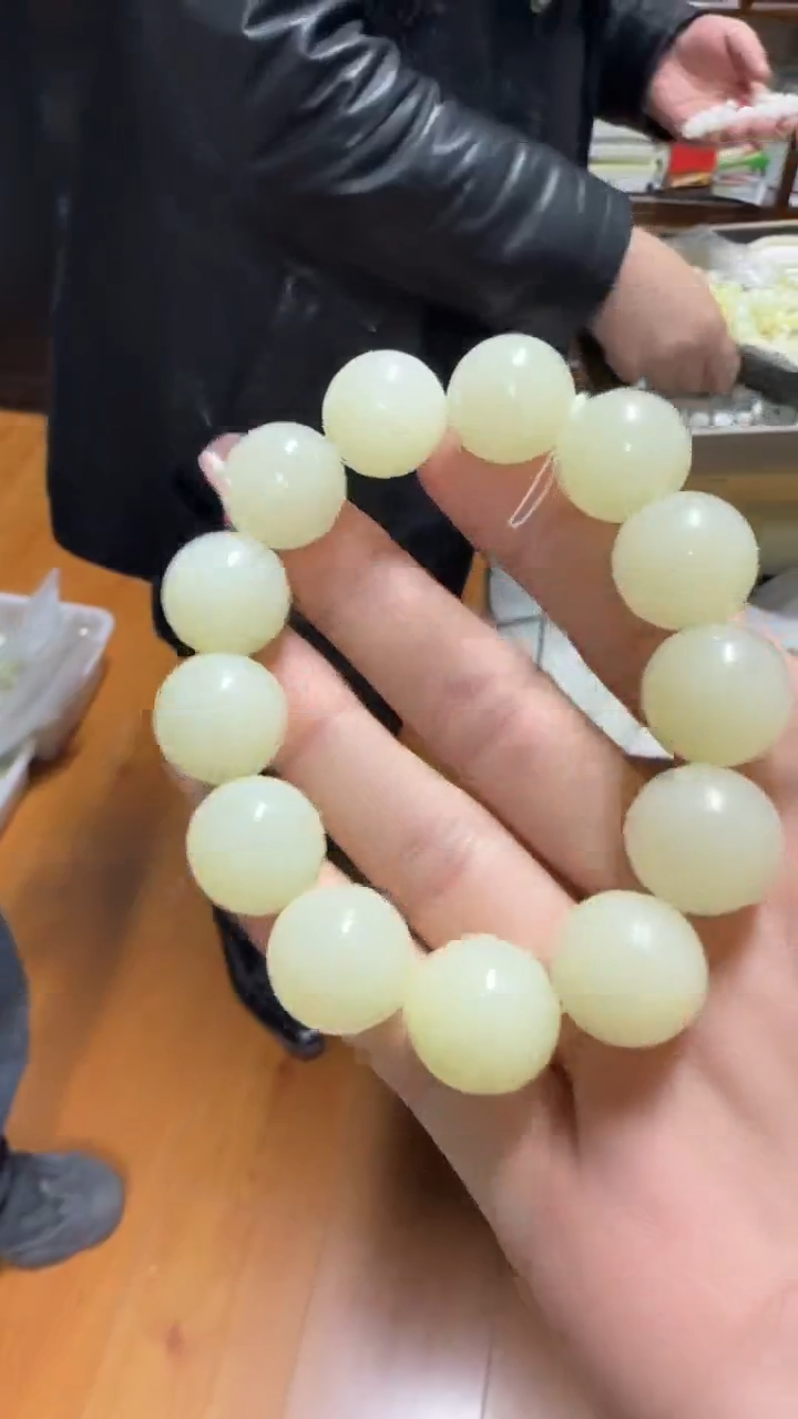 【闪购商品】和田玉手串未镶嵌手串