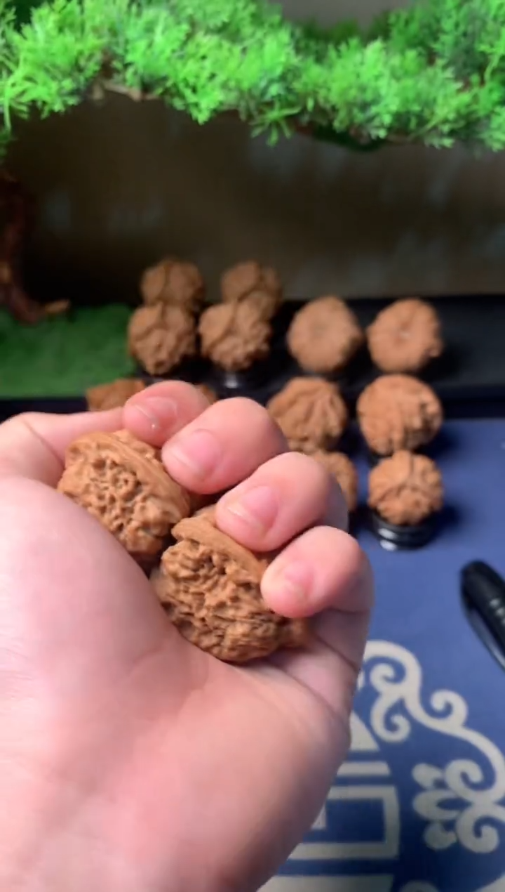 【闪购商品】文玩核桃吊坠37南疆石