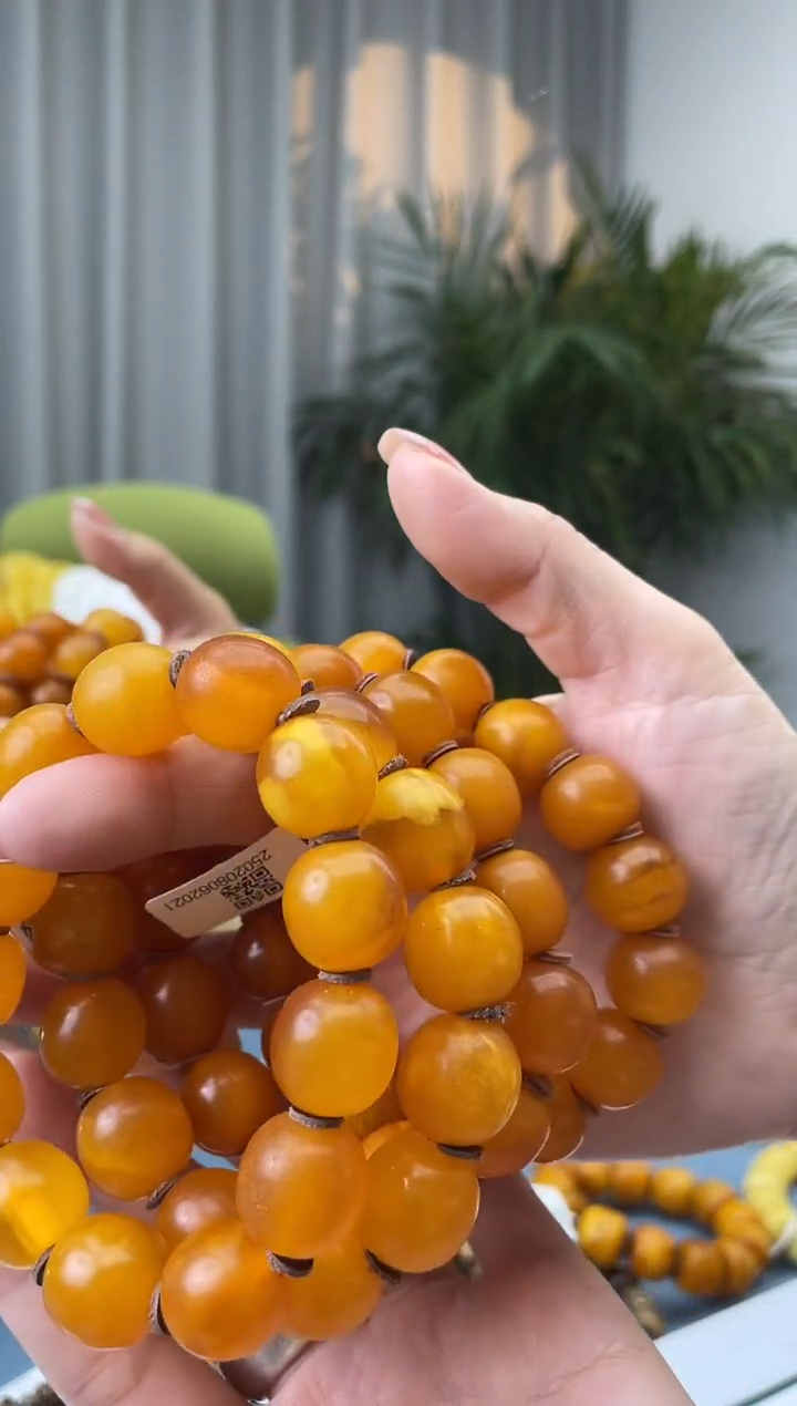 【闪购商品】蜜蜡珠宝奇石未镶嵌假一罚十，多样性发一件028.15