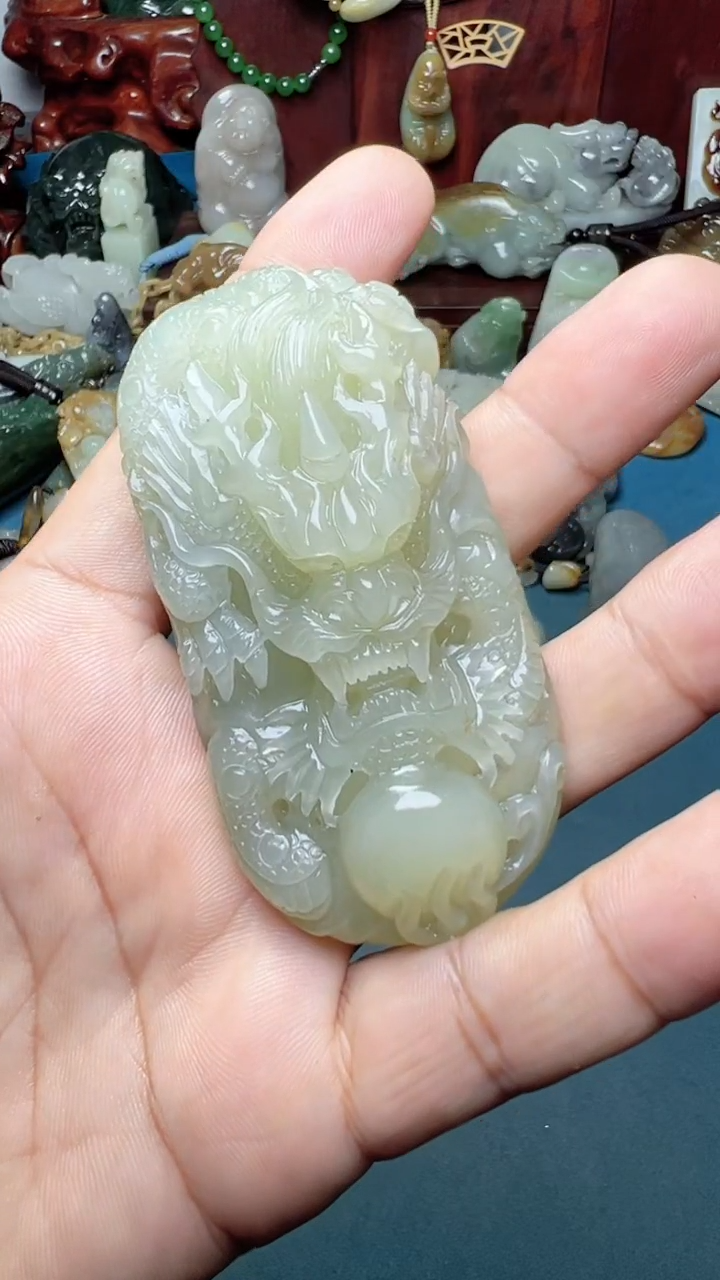 未镶嵌和田玉把件-