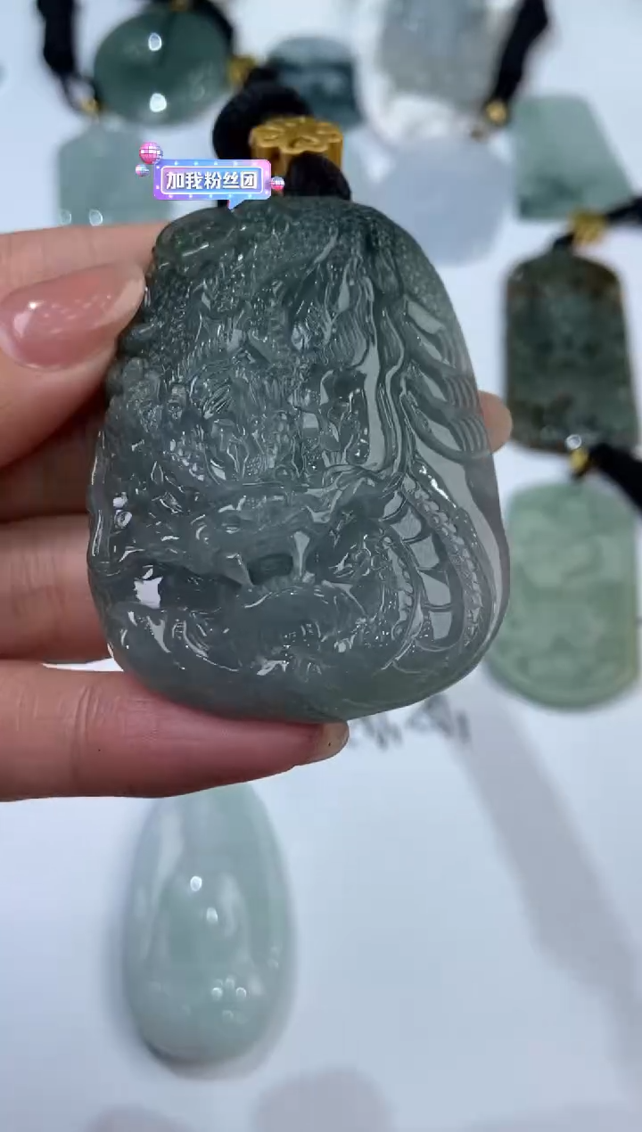 【闪购商品】翡翠未镶嵌颈饰2205657