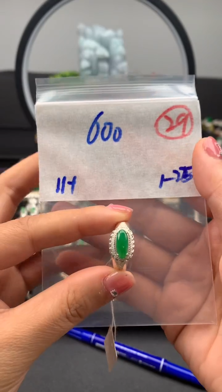 【闪购商品】定制翡翠未镶嵌毛货需精细抛光拍一发一