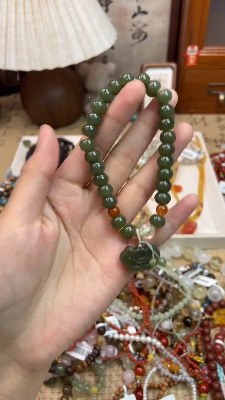 手饰和田玉未镶嵌260