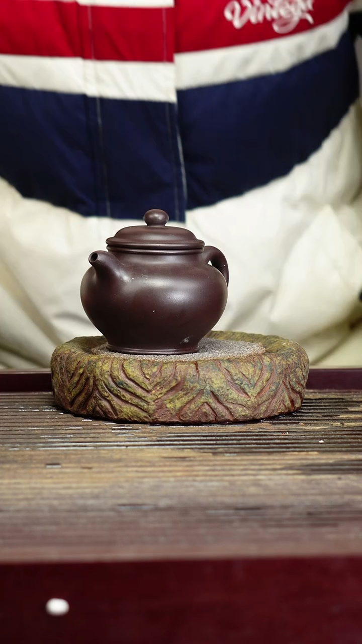 宜兴原矿紫砂壶茶壶宜兴原矿紫砂壶茶壶180C