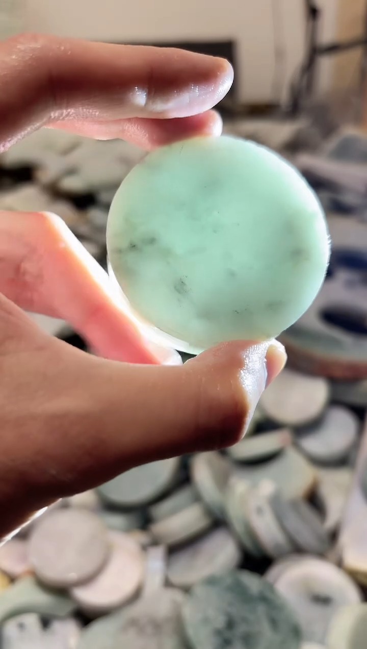 【闪购商品】翡翠颈饰未镶嵌A货吴玉271