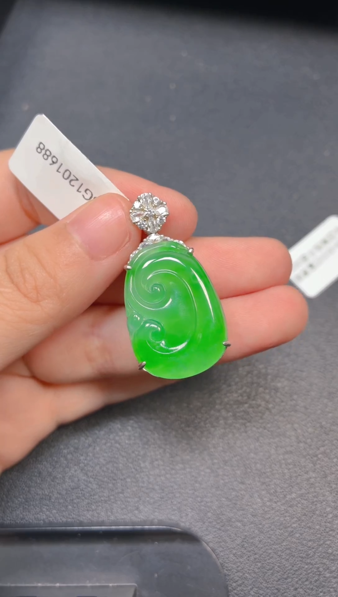 颈饰银S925镶嵌翡翠1