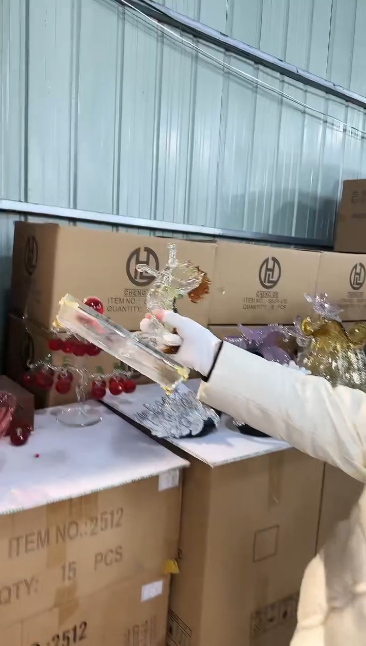 【闪购商品】无铅玻璃悠悠V-花器-37早