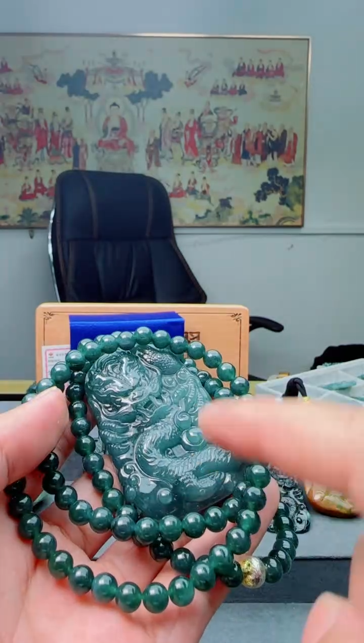 【闪购商品】翡翠颈饰未镶嵌111111111111