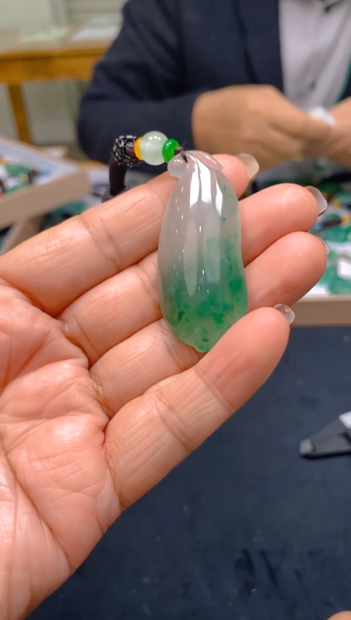 【闪购商品】石英质玉颈饰未镶嵌冰美人非洲翠040