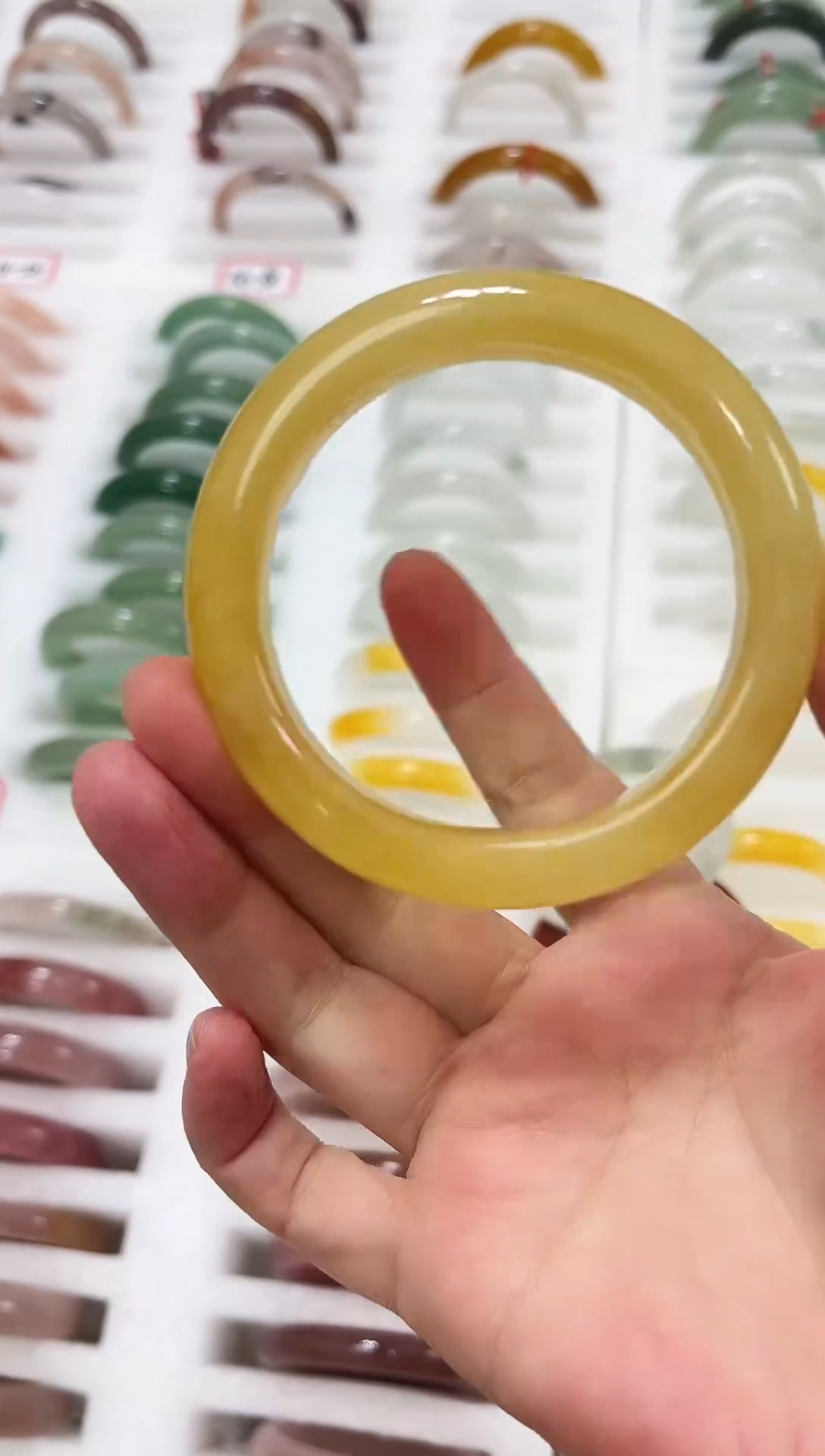 未镶嵌手镯石英质玉4-60