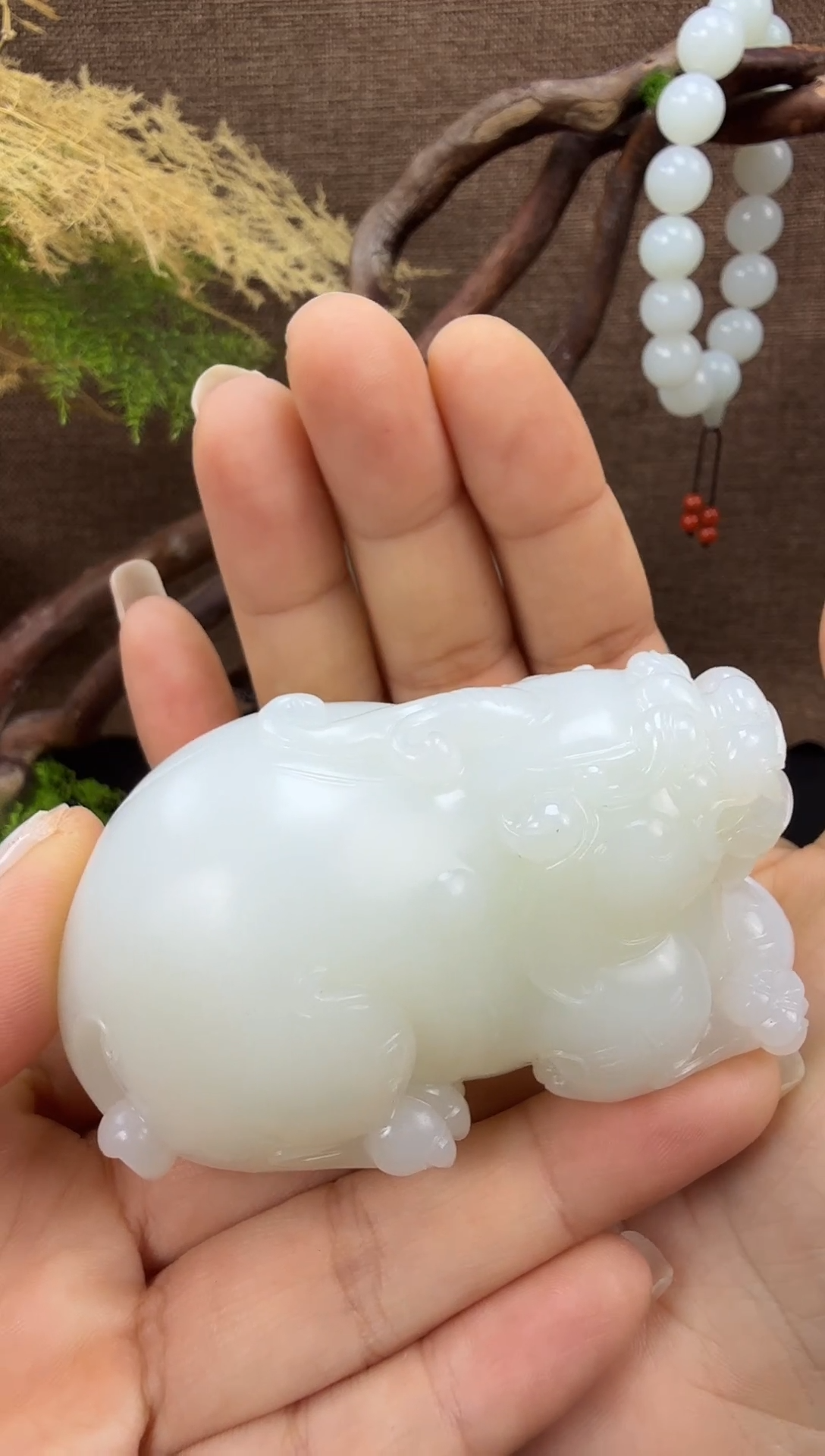 未镶嵌和田玉把件迎*和田玉