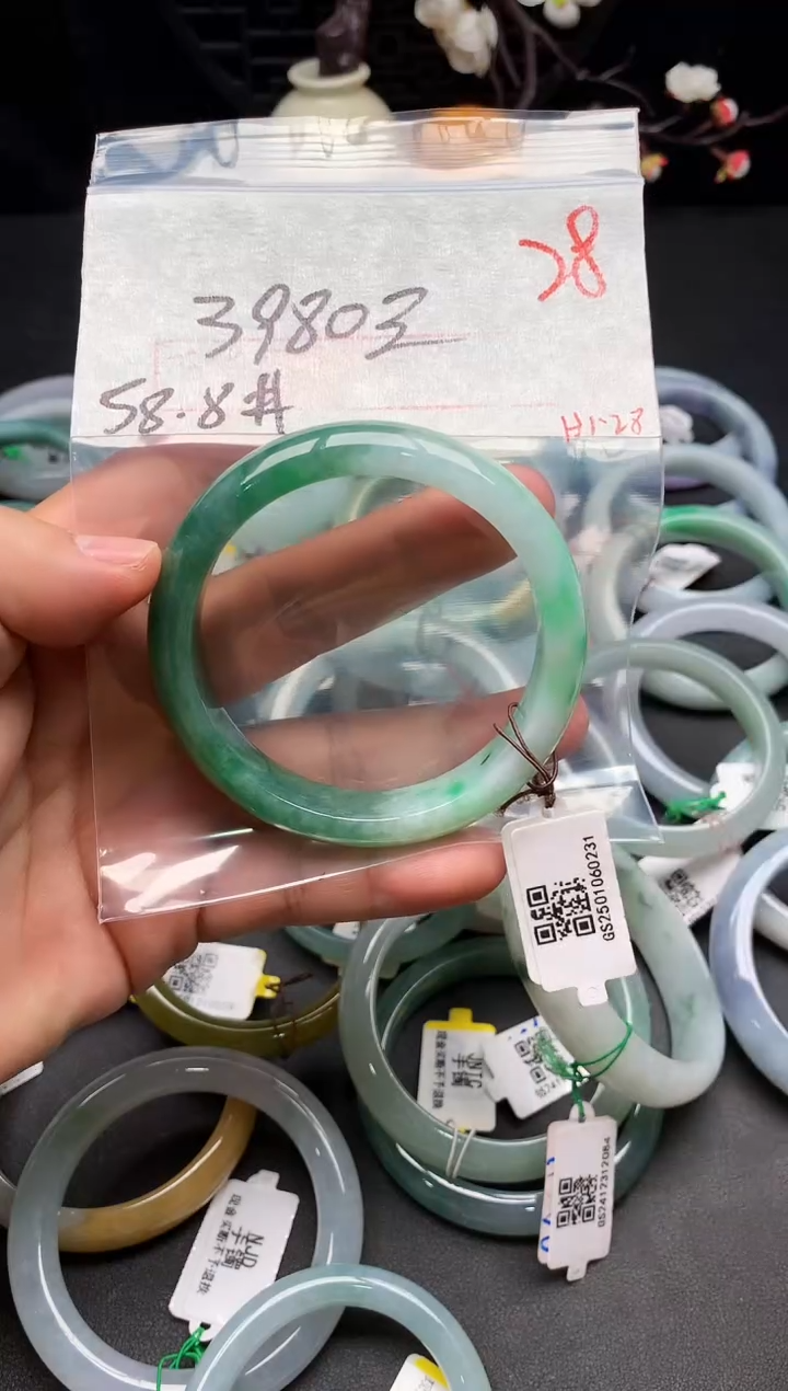 【闪购商品】定制翡翠未镶嵌毛货需精细抛光+多样性发货拍一发一