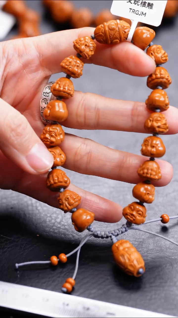 【闪购商品】橄榄核吊坠橄榄核