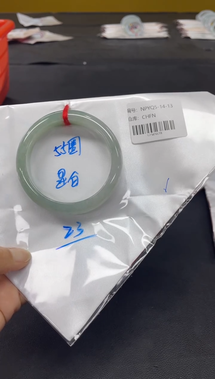 未镶嵌手镯翡翠翡翠手镯