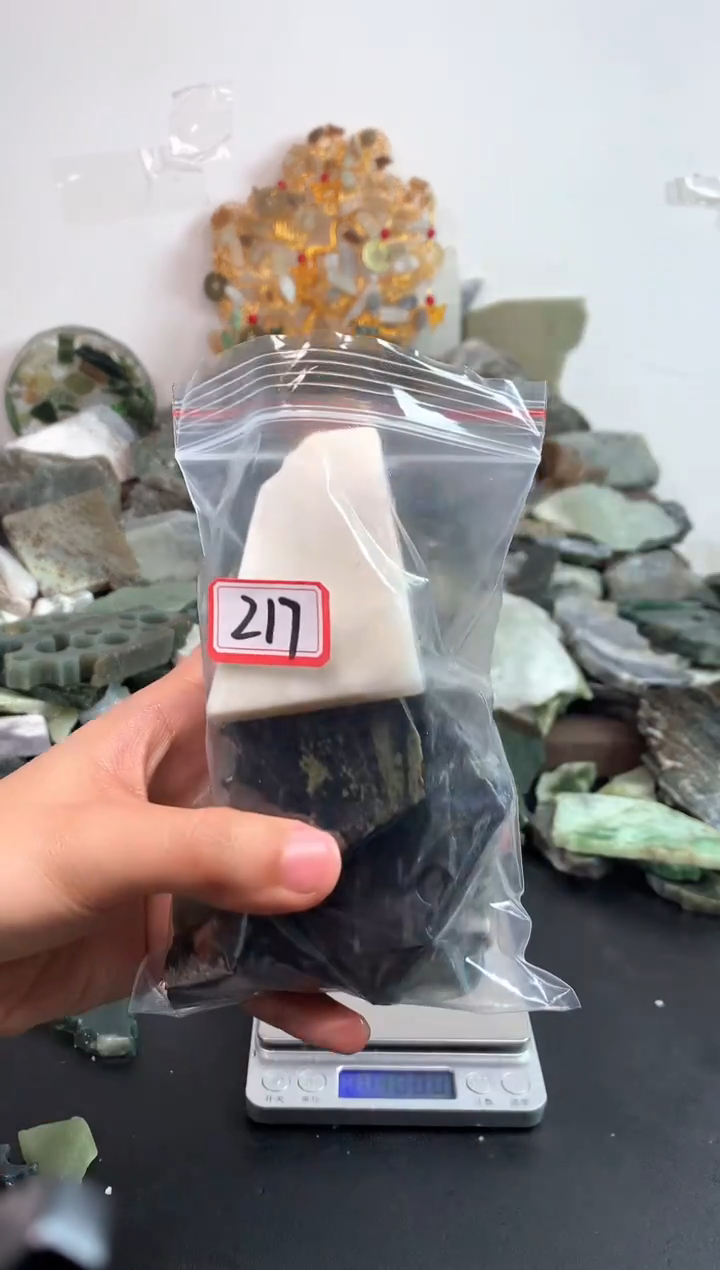 未镶嵌和田玉摆件217