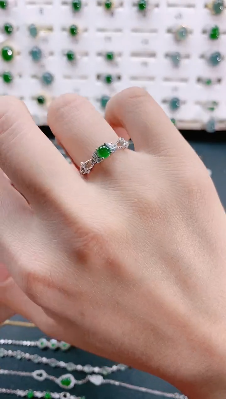 【闪购商品】翡翠戒指银S925镶嵌天然翡翠