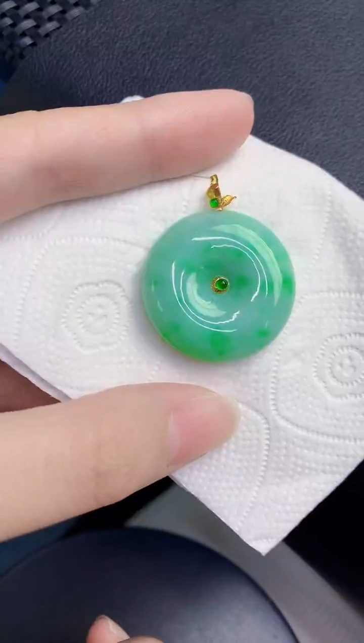 颈饰18K金镶嵌翡翠天然翡翠缅甸A货