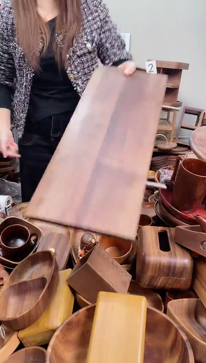 木   北美黑胡桃木可上墙置物板 （配五金）