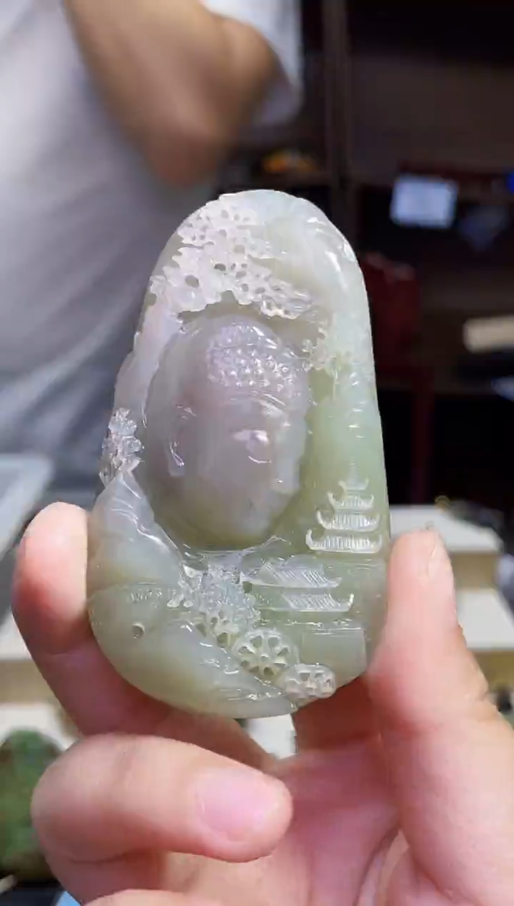 和田玉未镶嵌颈饰1