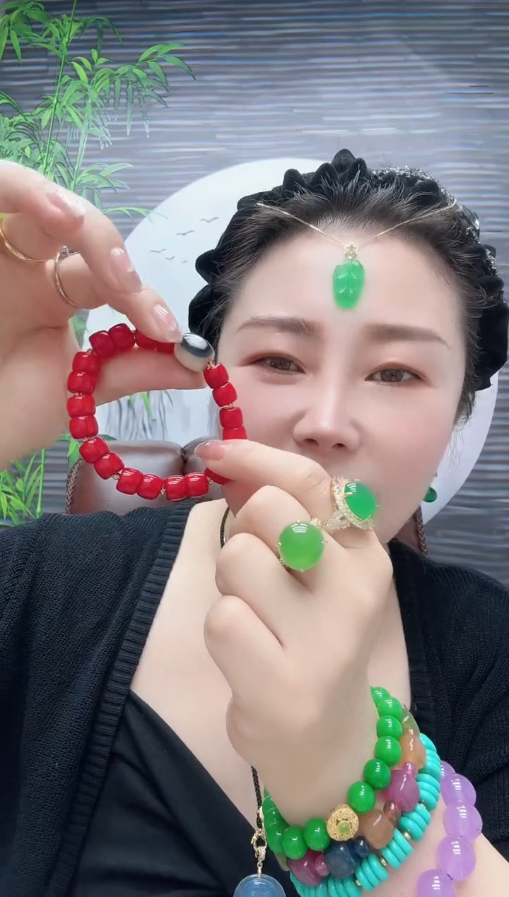 高货牛血红色牙牙手串
