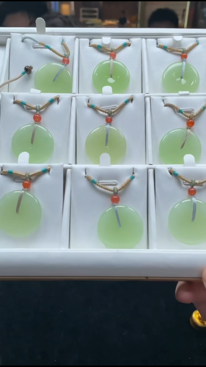 定制和田玉未镶嵌39814T16-3NH22-多样性/发一件-D