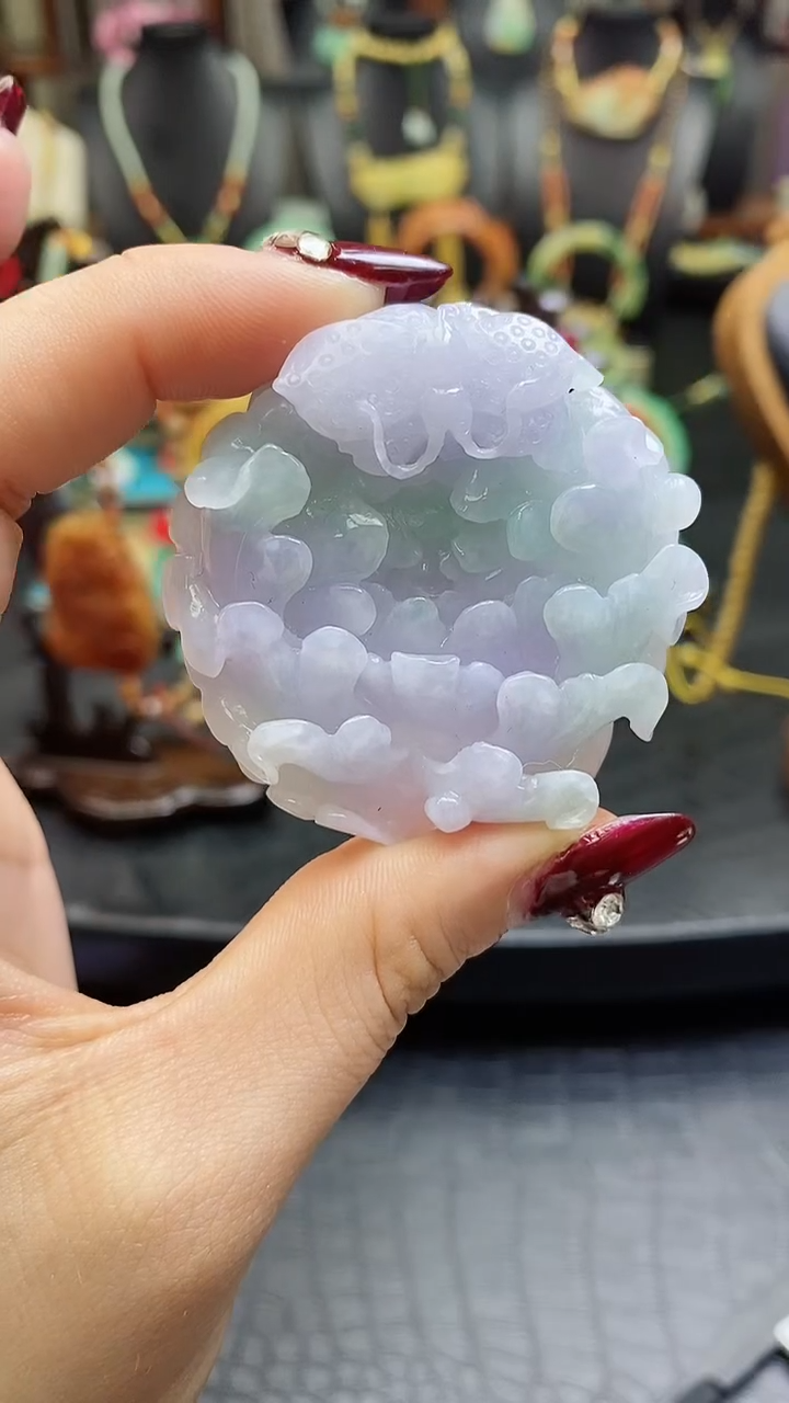 【闪购商品】翡翠颈饰未镶嵌花牌