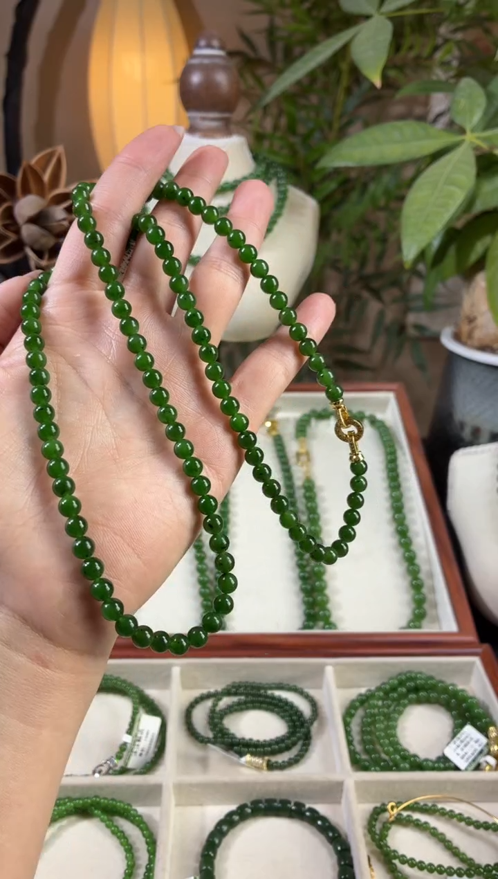 颈饰未镶嵌和田玉（碧玉）6辣菠微矿毛衣链