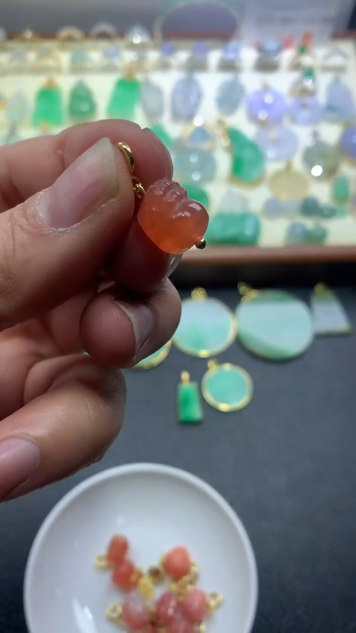 【闪购商品】南红玛瑙颈饰未镶嵌013南红吊坠