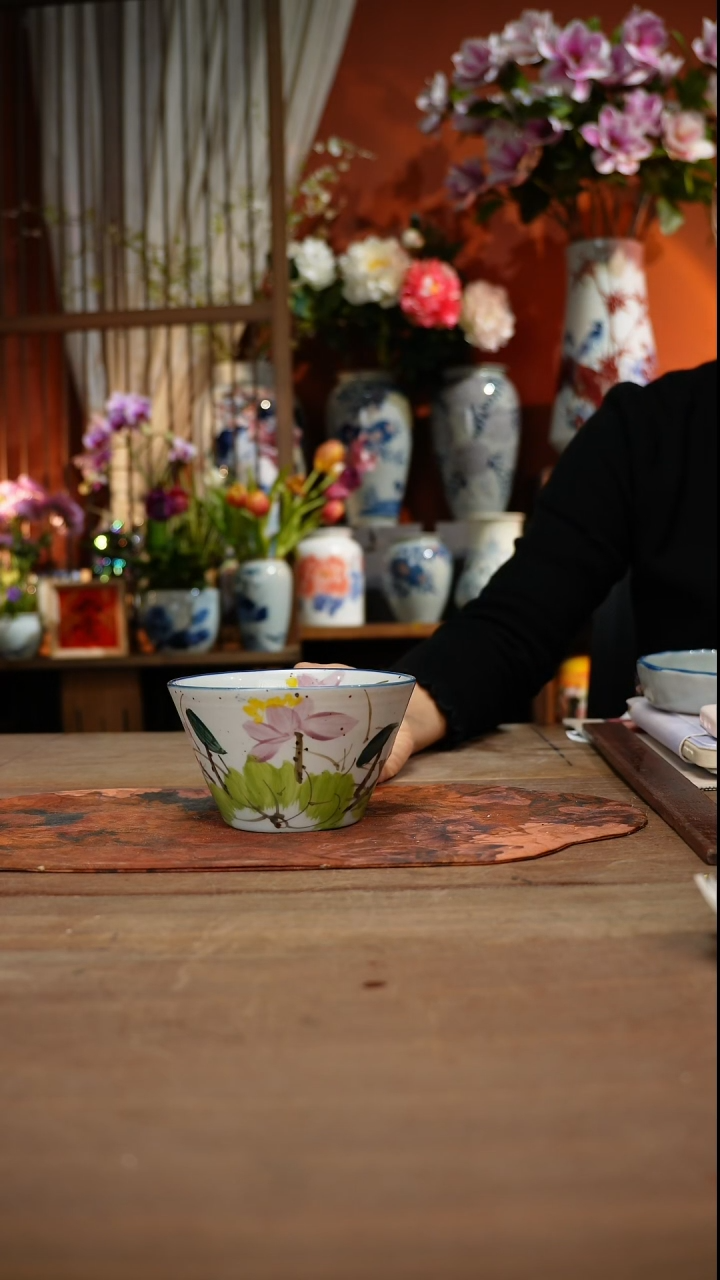 当代高温釉下彩手绘陶瓷餐具